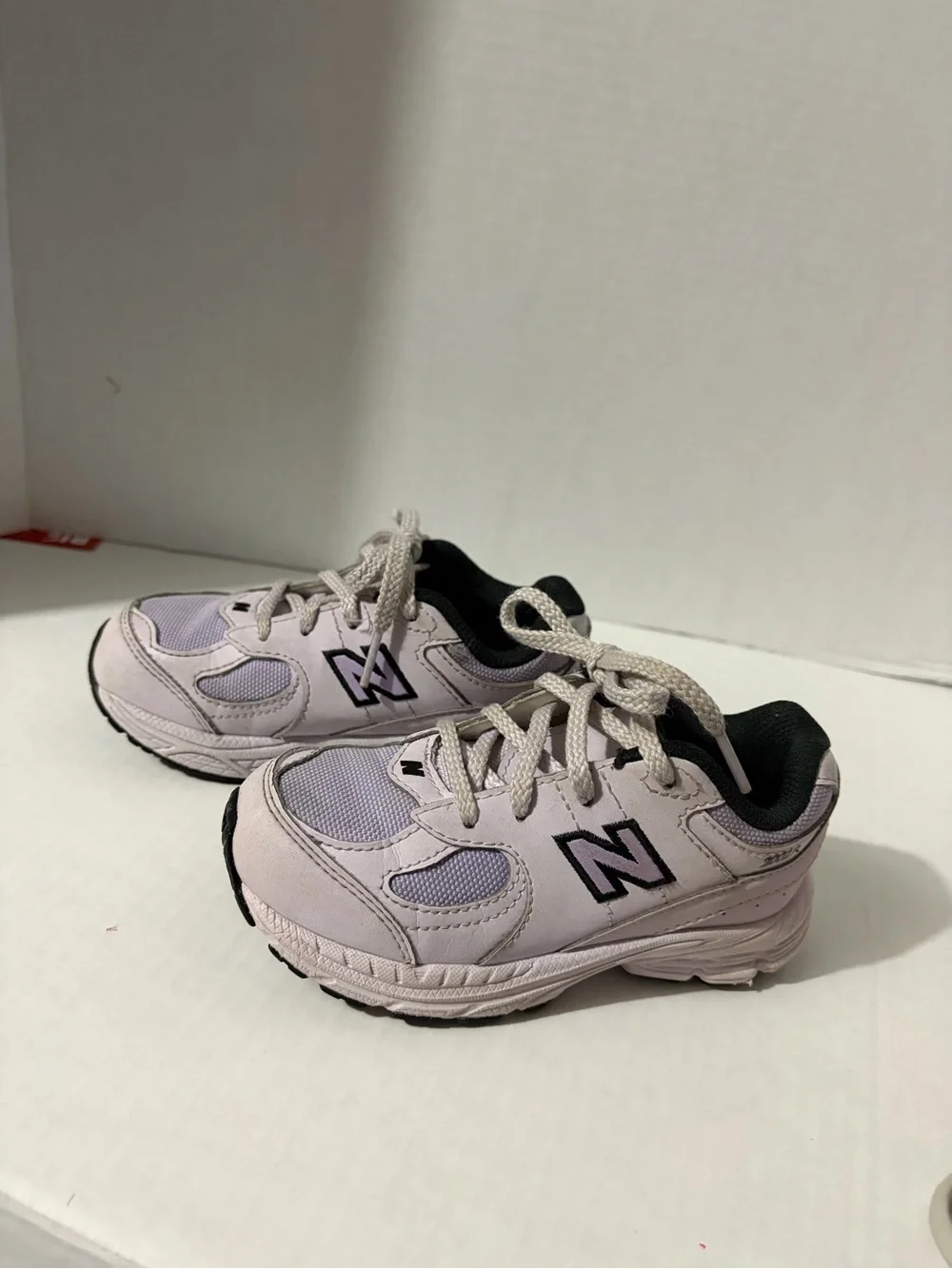 New Balance 2002R Toddler Sneakers Size 9 Light Purple Black